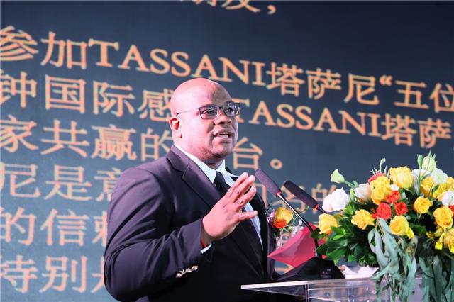大本鍾國際營銷服務有限公司董事長、TASSANI國際公共關係高級顧問Blackett Lan