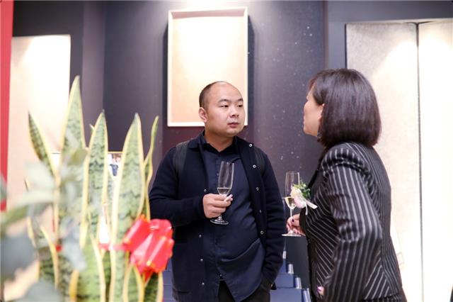 塔薩尼藝術塗料體驗店
