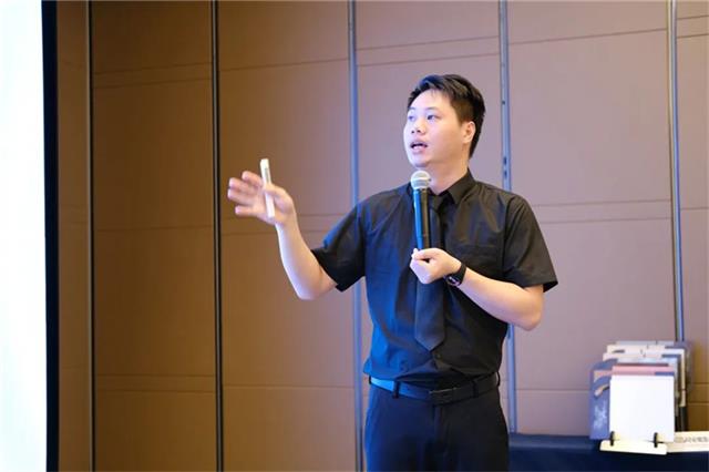 總裁助理黎鏡彬分享-超級營銷團隊打造