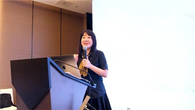 設計師渠道總監陳麗娟-產品知識百科和鳳凰展廳動線接待