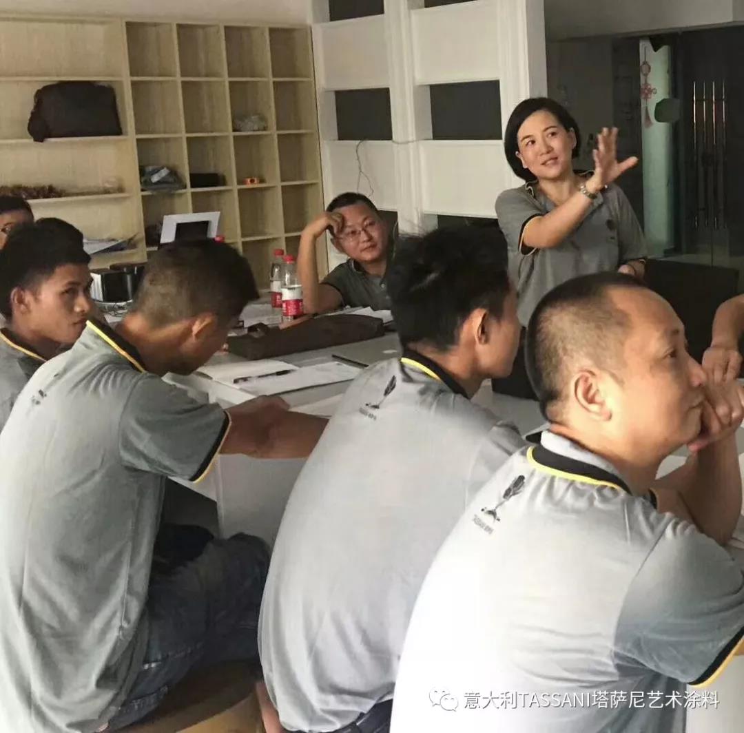 <a href='/' class='keys' title='點擊查看世界杯2022出線名單最新
的相關信息' target='_blank'>塔薩尼</a>