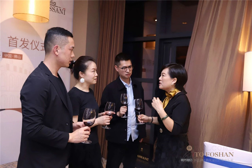 塔薩尼藝術塗料設計師活動